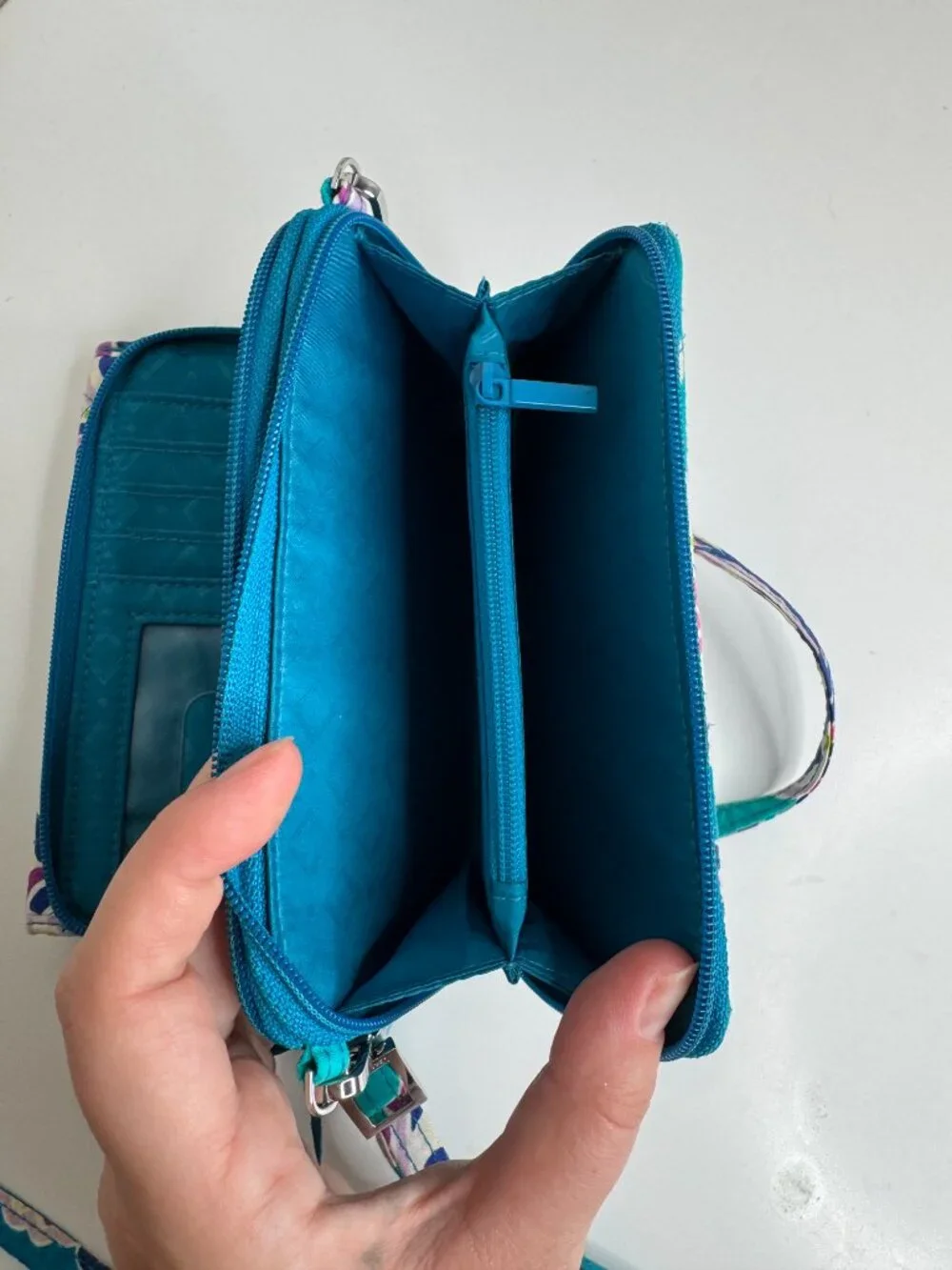 Vera Bradley Crossbody Wallet 24375-N11, 5120004513, 200254 Removable Strap Quil